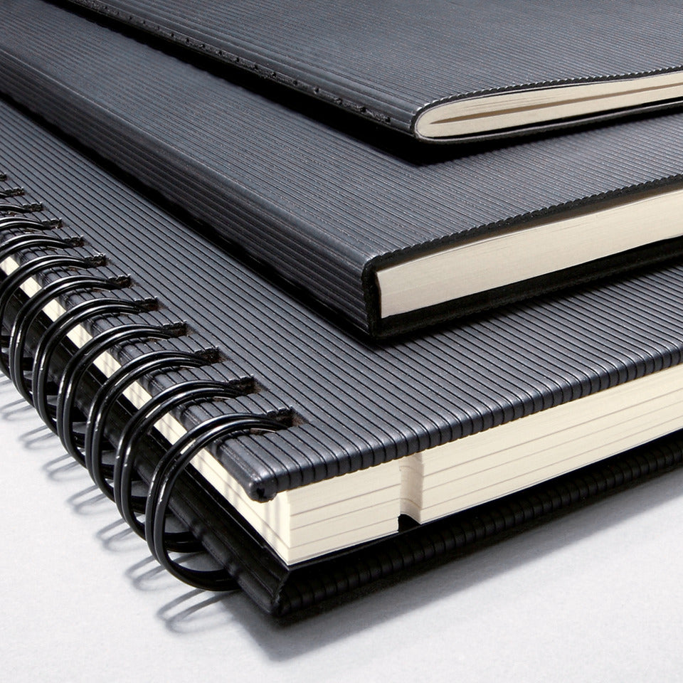 Collegeblock mit Register, A4, 160 Seiten, kariert, schwarz CONCEPTUM CO840 CONCEPTUM CO840 mit Reg. Hardcover