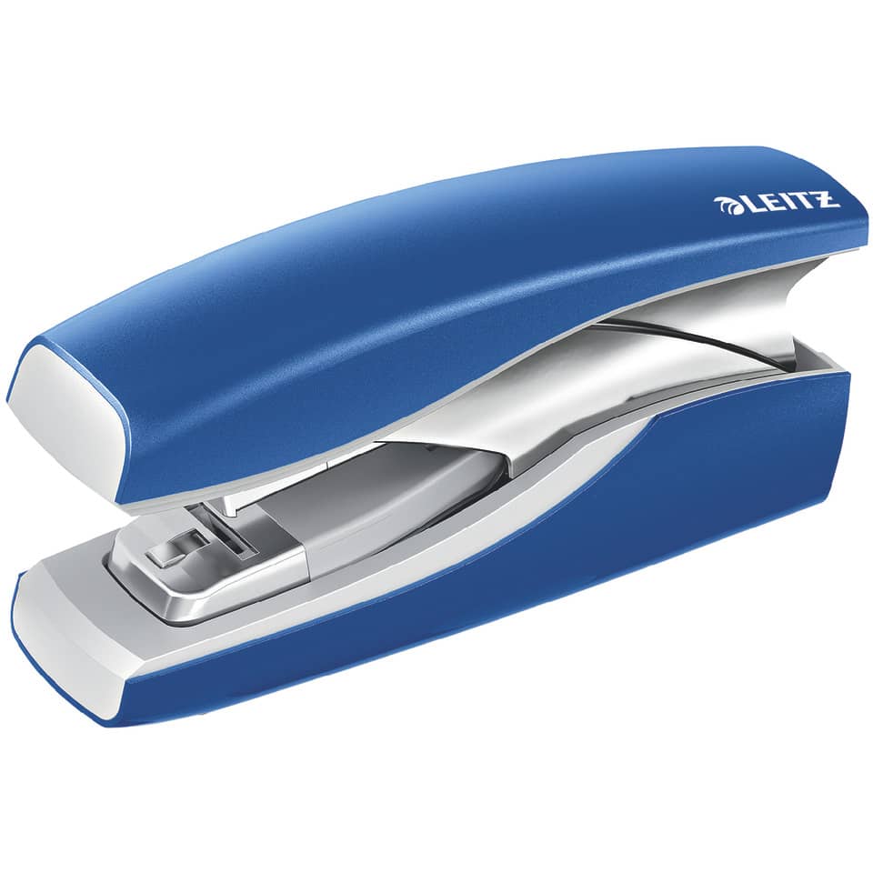 Heftgerät NeXXt Softpress, 30 Blatt, Einlegetiefe 38 mm, blau LEITZ 5603-00-35