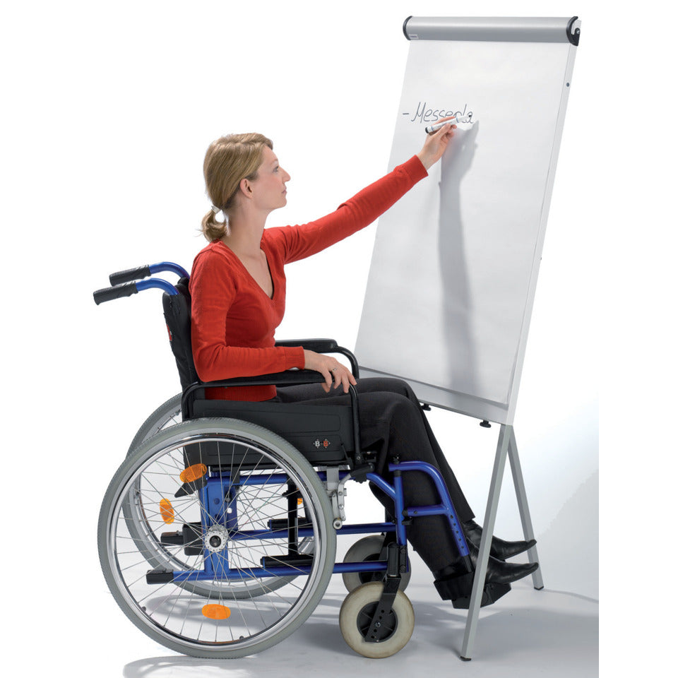 Flipchart PRO, Vierbeinstativ, Stahl, 2 ausklappbare Arme, höhenverstellbar, 67 x 95cm, hellgrau FRANKEN FC84 FRANKEN FC84 Pro