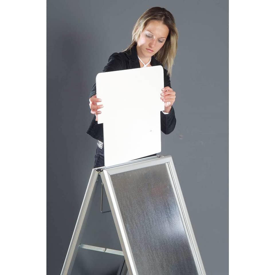 Kundenstopper Standard, DIN A1, klappbar, Schutzfolie mit UV-Filter, silber FRANKEN BSA1