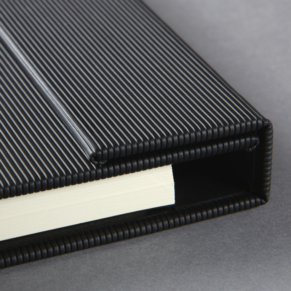 Notizbuch Conceptum, A5, Magnetverschluss, Hardcover, kariert, schwarz SIGEL CO161 SIGEL CO161 Conceptum Hardcov.