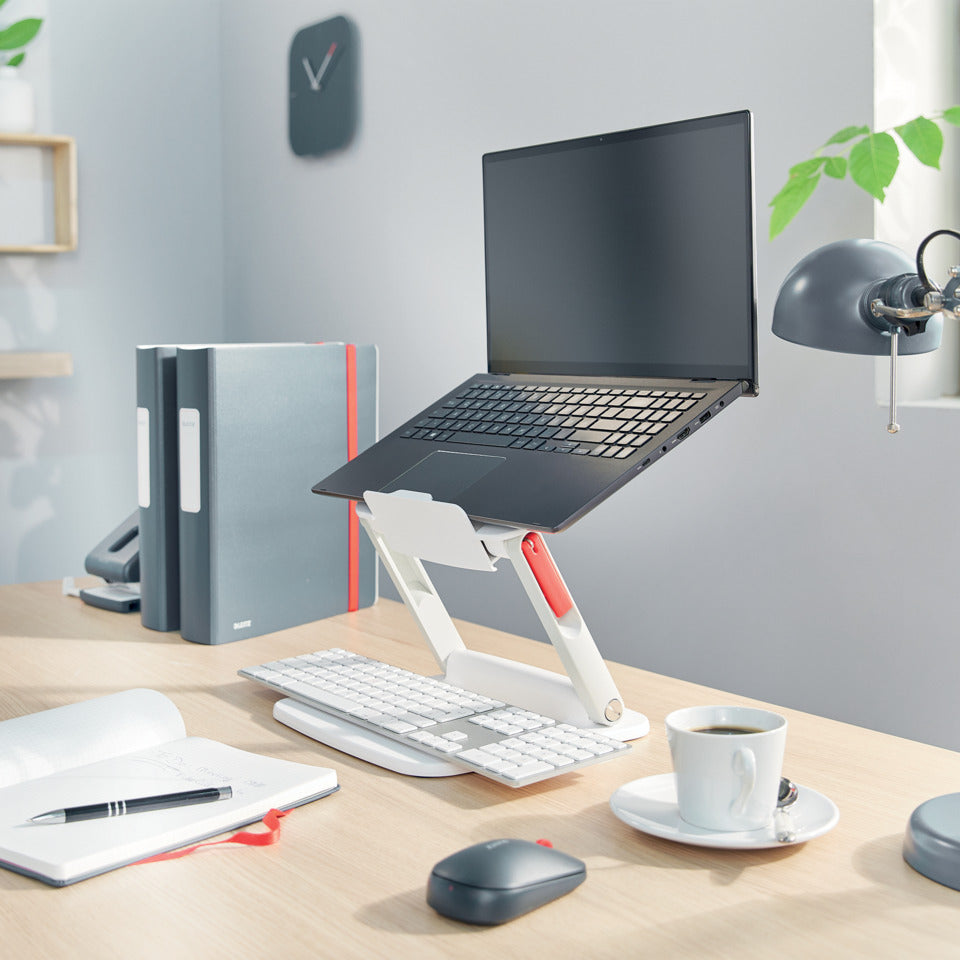 Notebookständer Ergo Multi-Winkel, 13" bis 15", 6-fach verstellbar, weiß LEITZ 6424-00-01 LEITZ 6424-00-01 Ergo