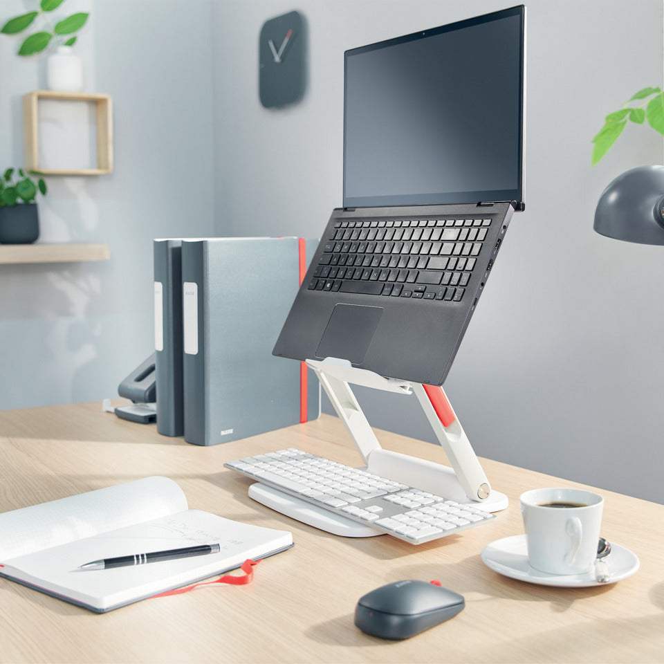 Notebookständer Ergo Multi-Winkel, 13" bis 15", 6-fach verstellbar, weiß LEITZ 6424-00-01 LEITZ 6424-00-01 Ergo
