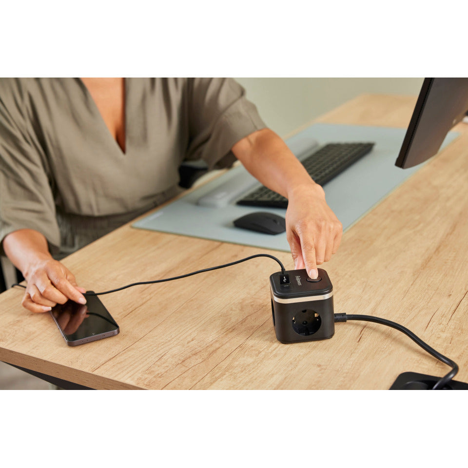 Steckdosenleiste Power Cube, 3-fach, 1 x USB-A, 2 x USB-C, schwarz FELLOWES 100137167