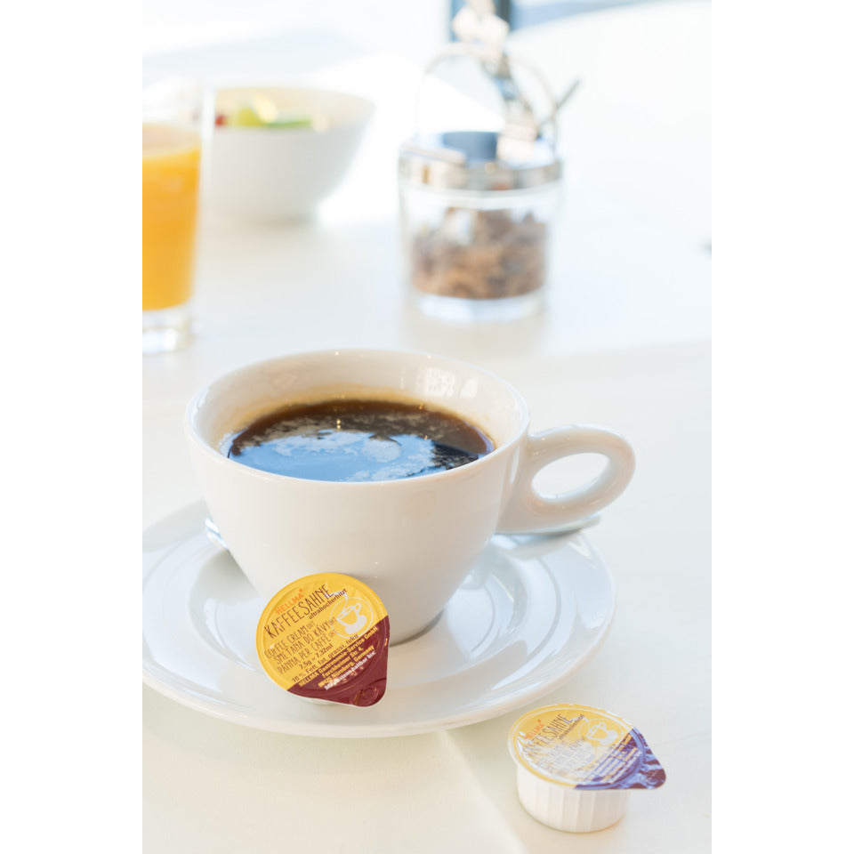 Kaffeesahne, 10 % Fett, 240 Portionen à 7,5 g, ultrahocherhitzt HELLMA 70102696